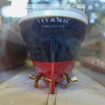 Mantua; Titanic; Houten bouwmodel; houten modelbouw; modelbouw boot; 