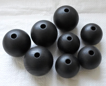 houten bollen;  beukenhouten bollen; Houten bollen met boorgat; houten kralen