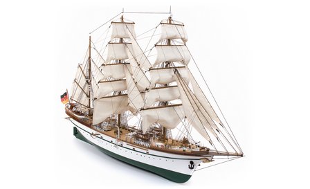 modelbouw schepen; OcCre; Occre modelbouw; modelbouw;  hobby en modelbouw;Verfpakket voor de Gorch Fock