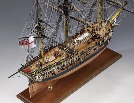 H.M.S. Pegasus; houten modelbouw; amati; AMATI; modelbouw boot; schaal 1op150; schaal 1:150; Pegasus;