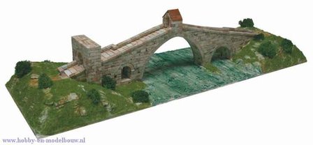 Devil&#039;s bridge; bouwpakket; aedes ars; modelbouw;