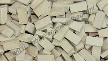 Donkerbeige steen 1:72. Afm.: 3,6 x 1,8 x 0,9 mm