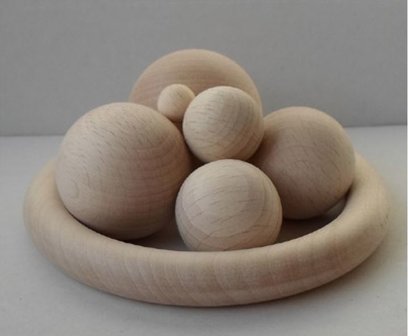 houten bollen;  beukenhouten bollen; hobby en modelbouw