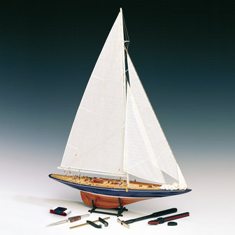 Endeavour UK Challenge 1934 1:35; houten modelbouw; amati; AMATI; modelbouw boot; schaal 1op35; schaal 1:35; 