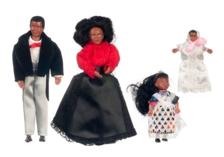 zwarte poppenhuis poppen; zwarte pop; donkere pop; donkere poppehuispoppen; Poppenhuis 1:12; 1op12; inrichting voor poppenhuize