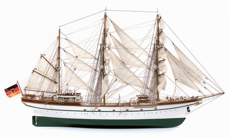 Gorch Fock; oc15003; modelbouw; OcCre; Nederlandse bouwbeschrijving; 15003; modelbouw; OcCre; Nederlandse bouwbeschrijving. occ