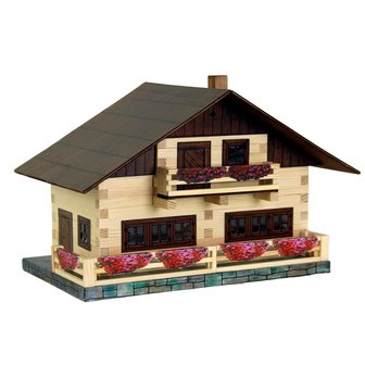 hobby en modelbouw; Alpenhuis; W43; Walachia; houten speelgoed, houten modelbouw, schaal 1:32; 1:32; modelbouw;