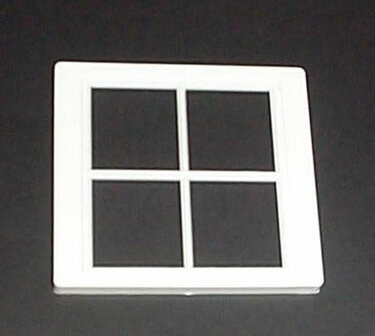 Kunststof raam met 4 ruiten, 68*63 mm; poppenhuis; poppenhuizen; hobby-en-modelbouw