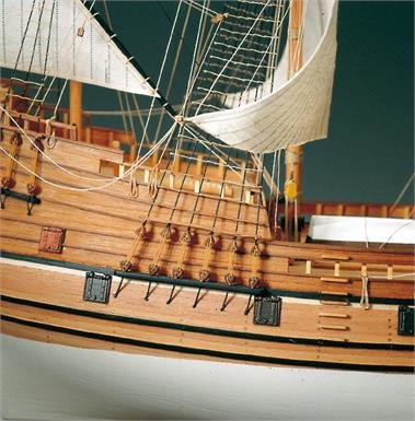 Mayflower; houten modelbouw; amati; AMATI; modelbouw boot; schaal 1op60; schaal 1:60; Amati; modelbouw schepen voor beginners; 
