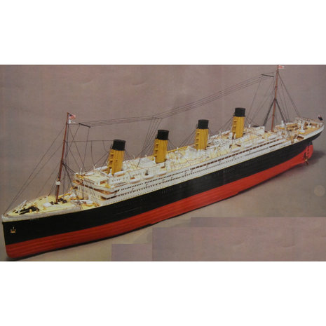 Mantua; Titanic; Houten bouwmodel; houten modelbouw; modelbouw boot; 