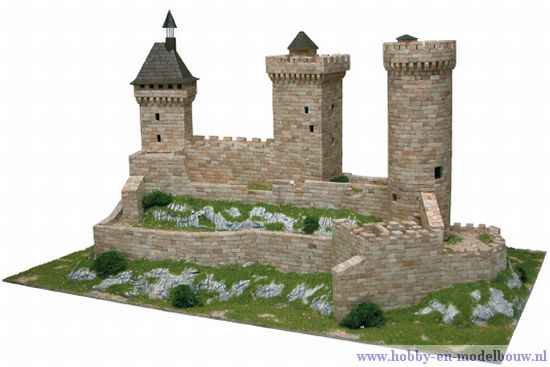 Aedes Ars; 1010; miniatuur kastelen; modelbouw kastelen;  miniatuur burchten; modelbouw burchten; echte steentjes; keramische s