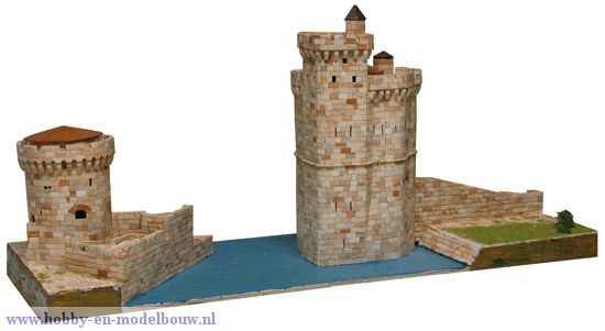 Aedes Ars; AE1267; La Rochelle harbour Towers; miniatuur diarama; modelbouw diarama;  miniatuur burchten; modelbouw burchten; e