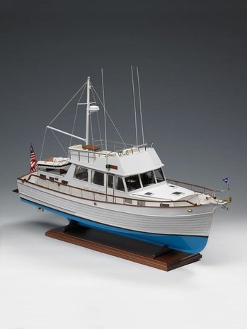 aandrijfset; Grand Banks 46 Classic Yacht; houten modelbouw; amati; AMATI; modelbouw boot; hobby en modelbouw