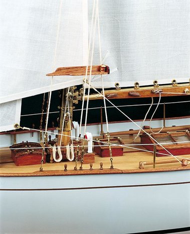 Fastnet Yacht - 1931 Dorade; houten modelbouw; amati; AMATI; modelbouw boot; 