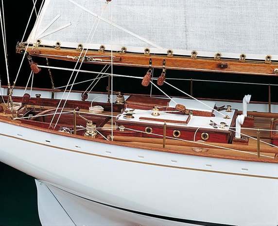 Fastnet Yacht - 1931 Dorade; houten modelbouw; amati; AMATI; modelbouw boot; 