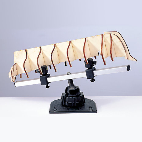 Keel Klamper; AMATI; modelbouwer; miniaturisten; modelbouw; modelbouw schepen; modelbouw boten