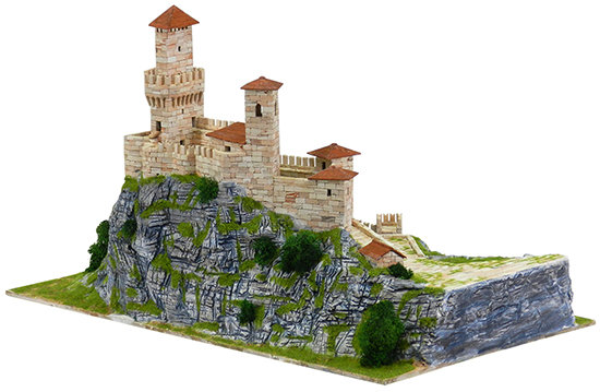 Aedes Ars; 1015; miniatuur kastelen; modelbouw kastelen;  miniatuur burchten; modelbouw burchten; echte steentjes; keramische s