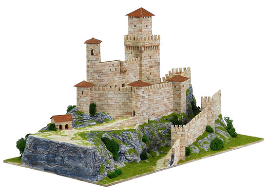 Aedes Ars; 1015; miniatuur kastelen; modelbouw kastelen;  miniatuur burchten; modelbouw burchten; echte steentjes; keramische s