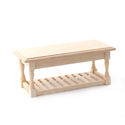 Keukentafel van blank hout
