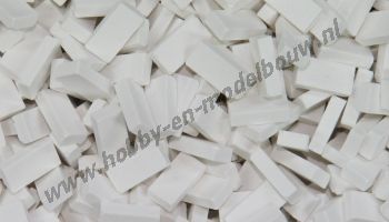 Witte steen 1:72. Afm.: 3,6 x 1,8 x 0,9 mm