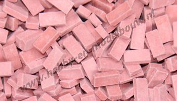 Lichtrode steen 1:72. Afm.: 3,6 x 1,8 x 0,9 mm
