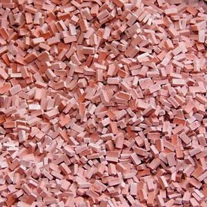 Donkerrode steen 1:120-160. Afm.: 1.0 x 2.0 x 0,5 mm